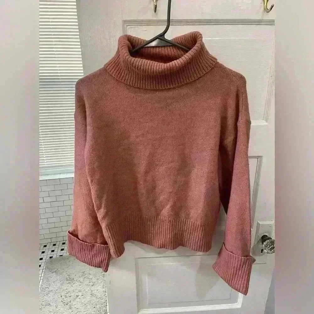 VILA Pink Turtleneck Sweater - Picture 2 of 9